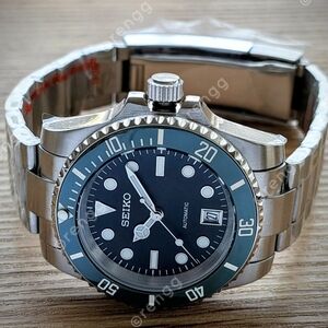 Full Automatic Black Diver Mod Watch NH35A 24jewels Date 6 O'clock Excellent!